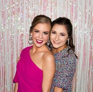 Meet your Posher, Elizabeth